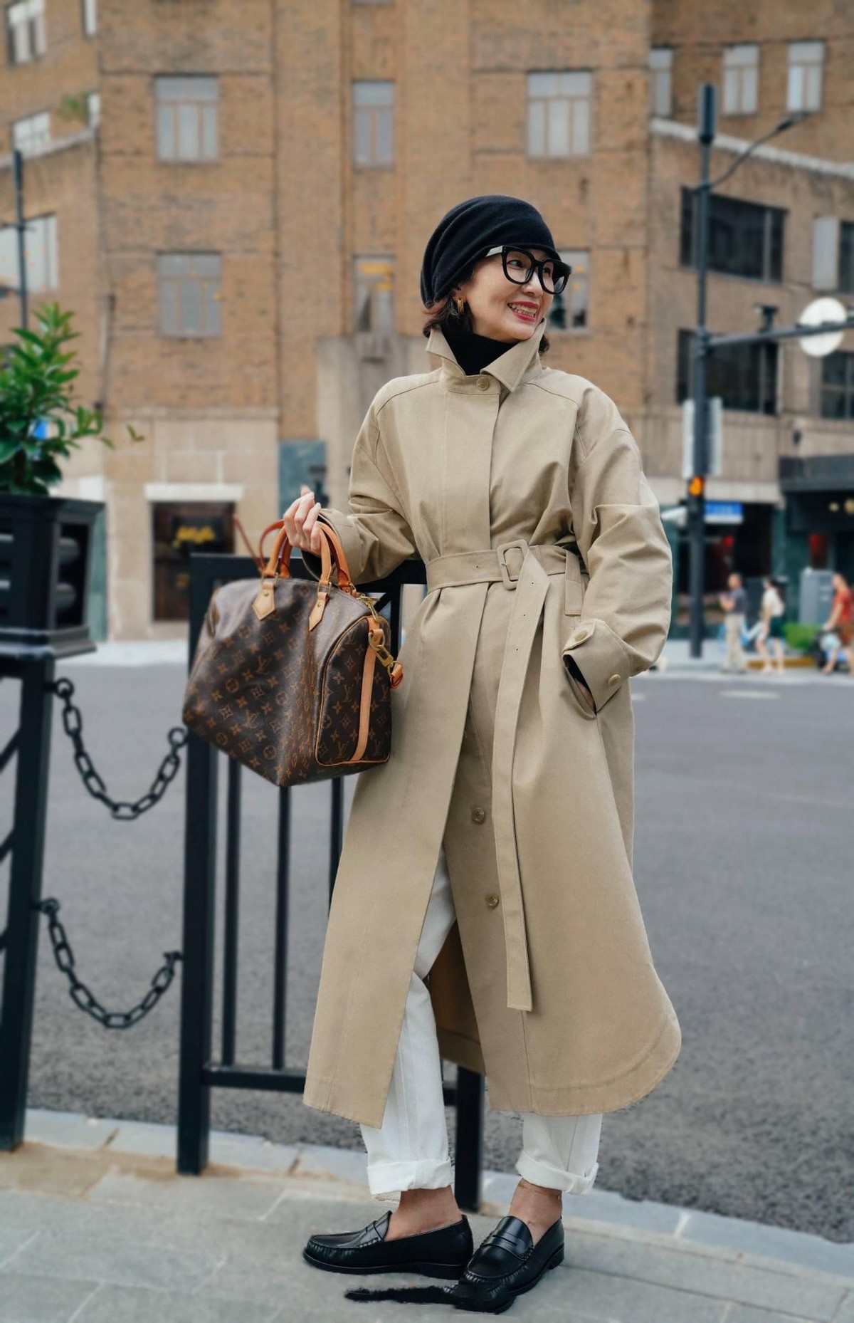 马丁靴上脚时尚洋气又百搭,马丁靴百搭潮鞋