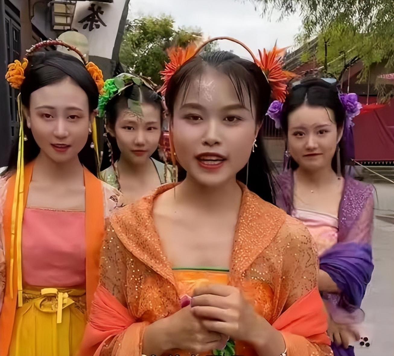 横店群演泛滥视频,横店群演大妈真实生活