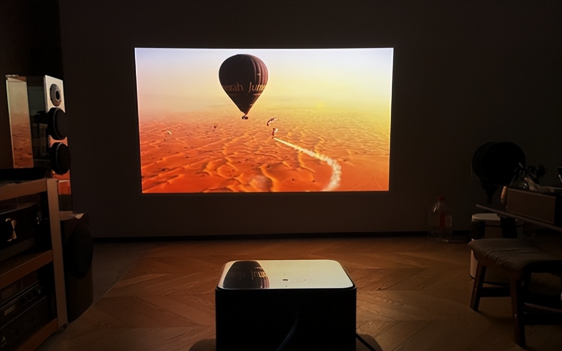 投影仪文字清晰画面模糊,侧投投影仪一边清晰一边模糊