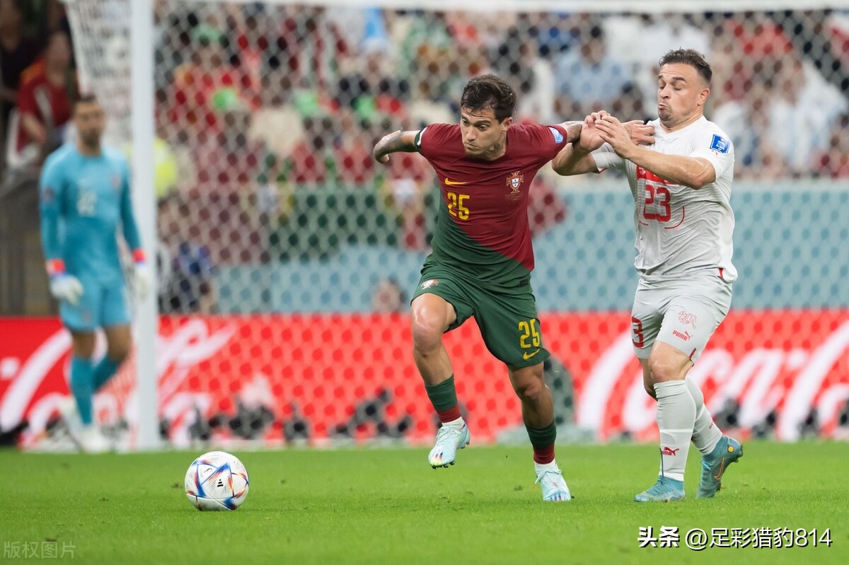 摩洛哥VS葡萄牙，务实与华丽的风格对碰，梅罗争冠必须迈过的关