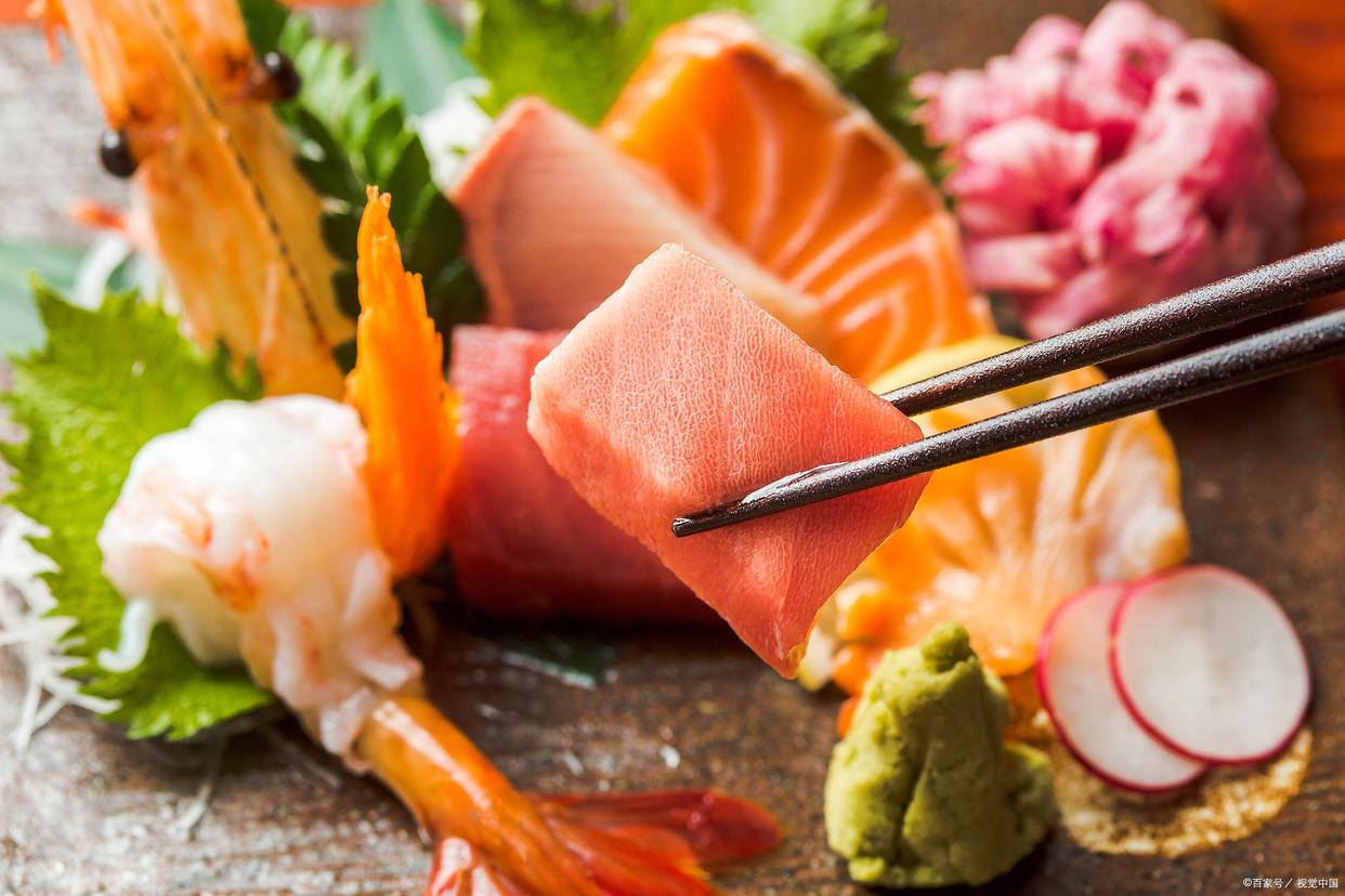 食物中毒为什么舌尖有白泡,舌尖上的安全中毒视频