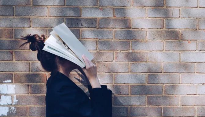 下班后如何开启副业写作,怎么练习写稿赚钱