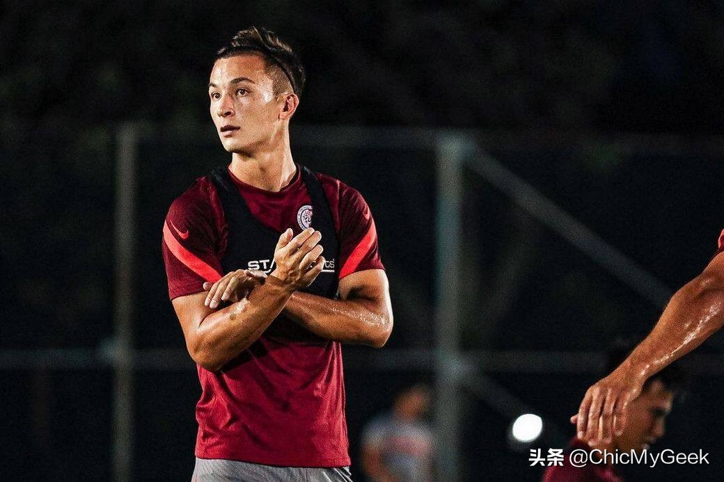 亚洲足球十大巨星c罗,香港男足帅哥