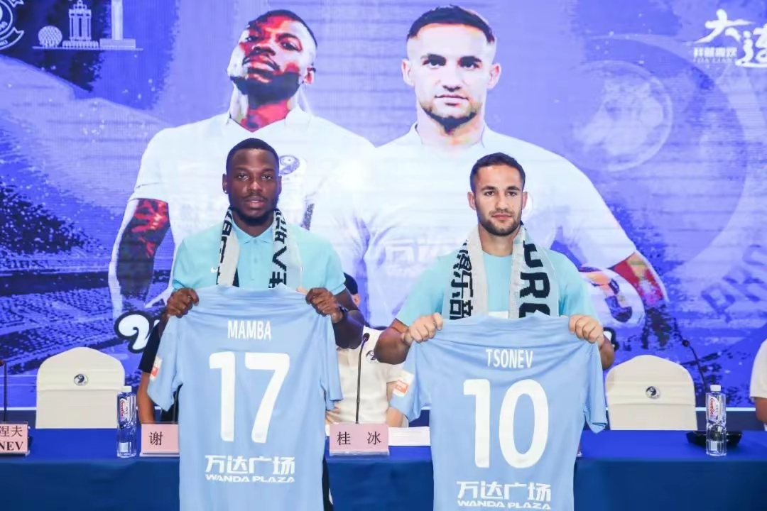 谢晖怼王健林完整视频,王健林对大连足球的贡献