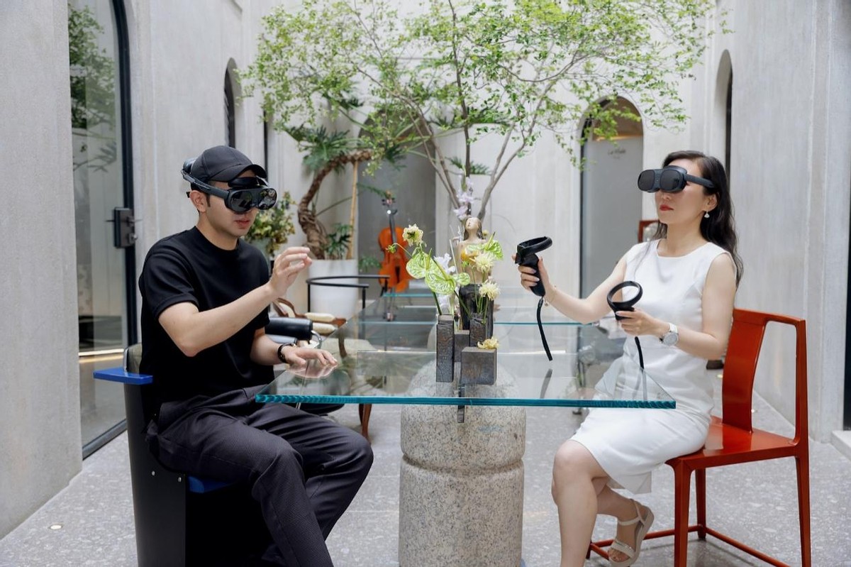 曝htc头显viveflow,htcvive官推透露下一款vr头显