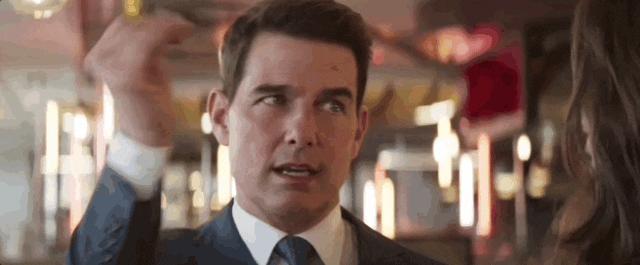 碟中谍7阿汤哥有多拼,碟中谍7阿汤哥上演惊险飞行