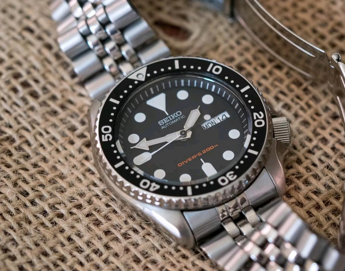 打造独一无二的个性化手表!精工手表改装构思:哑黑x橘橙改装