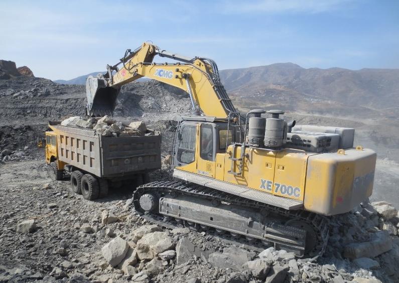 日本最大挖掘机有多强？和中国“神州第一挖”相比，谁能更胜一筹