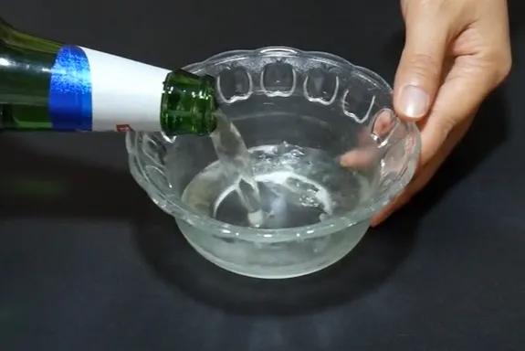 白醋啤酒擦头发,啤酒和白醋洗头发有什么功效