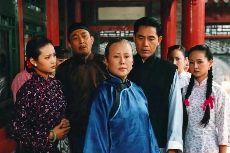 《大宅门》：关于宅门题材电视剧封建残余禁锢着剧中人物命运走向