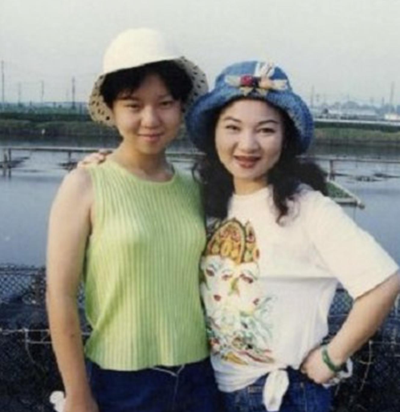 仅仅一天就有6个瓜,骗财骗色、言语骚扰、因病去世,个个是大瓜