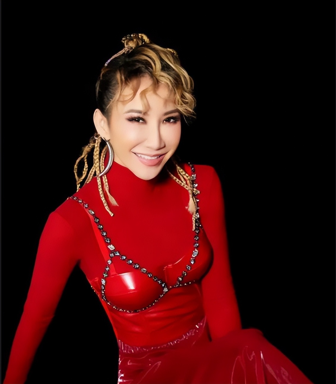 百花奖唱歌视频,百花奖音乐跑调