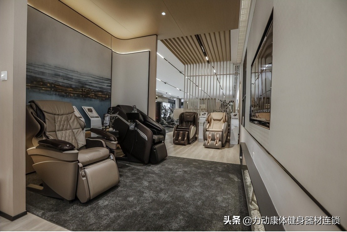 商场里用什么牌子的按摩椅比较好,titan这个按摩椅牌子好不好