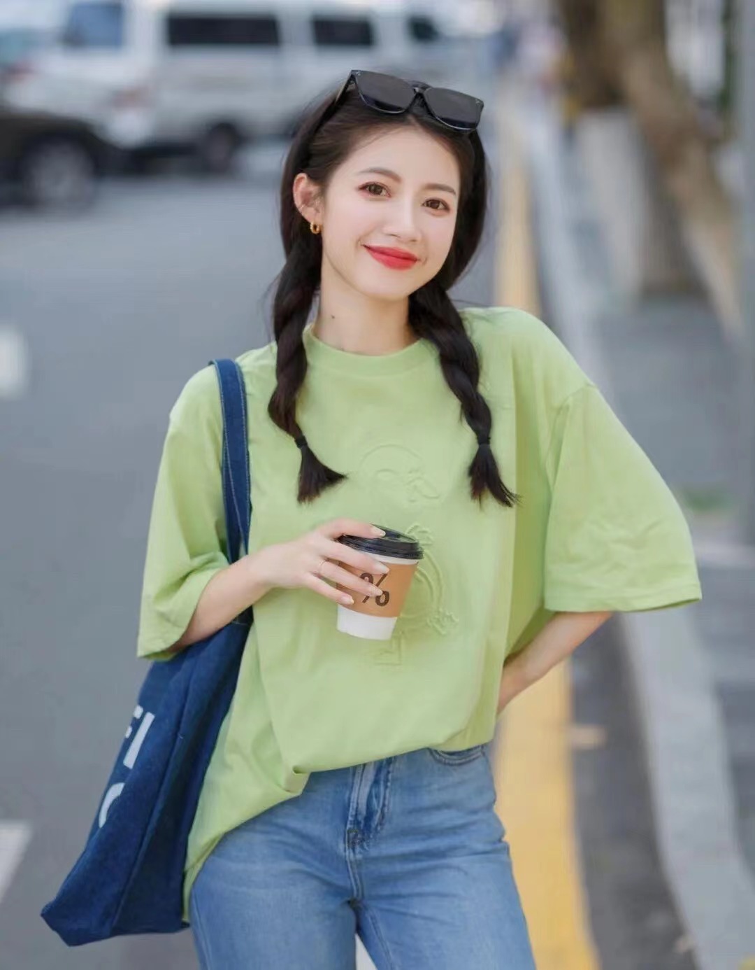 拍照姿势太土怎么拍好看,如何拍照摆姿势好看在风景下