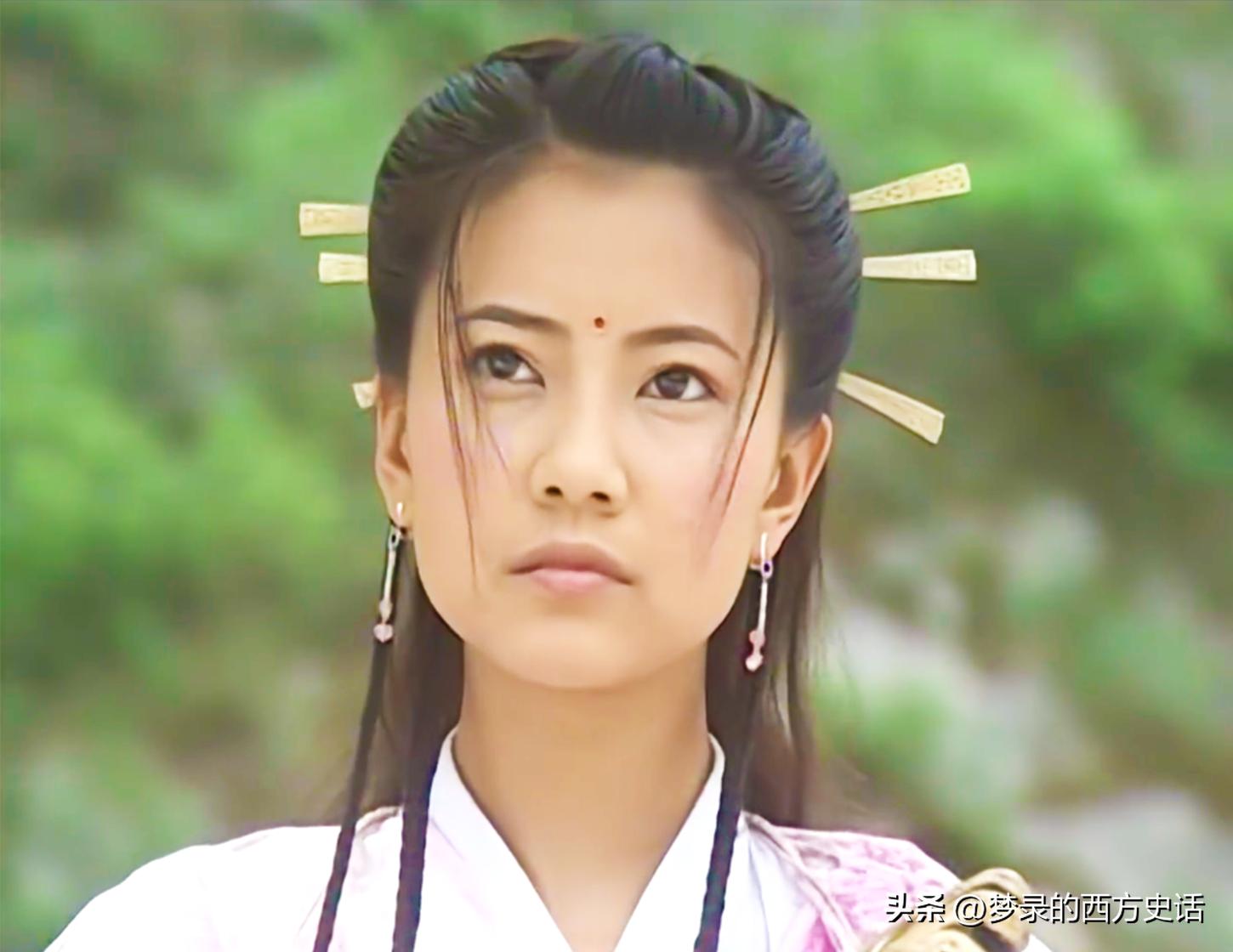 脖子丑的女星,被丑脖子拖累的女星