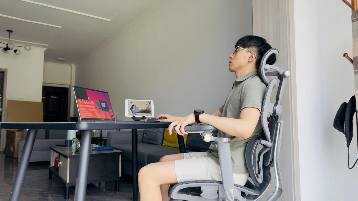 老罗推荐人体工学椅评测,网易严选领航员老罗