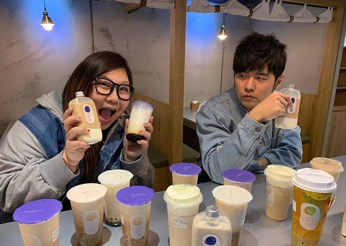 朱珠：迷倒世界顶级富豪，收服“帮派最狂太子”，却下嫁美术老师