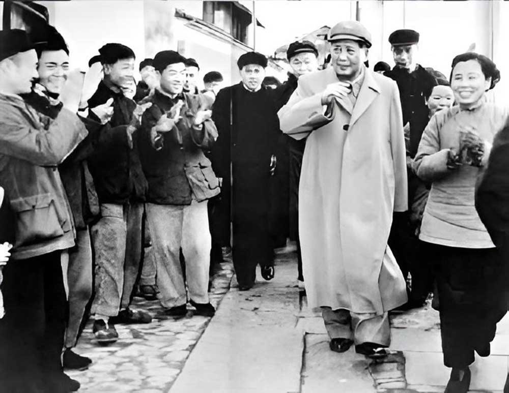 毛主席视察杭州,市委书记却“摆官架子”不迎接,江华有何来头?