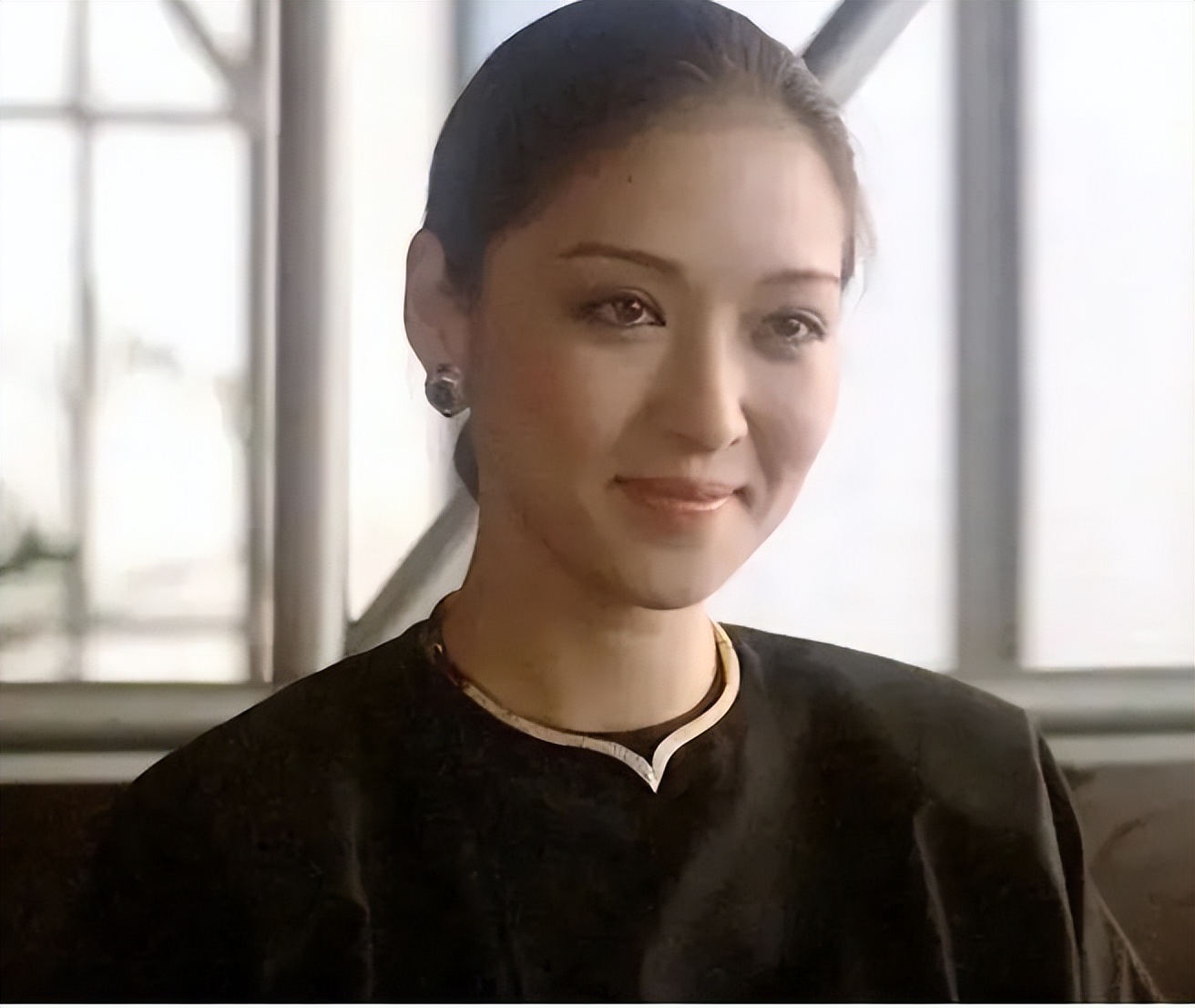 算命网红因非法盈利被抓后续,算命网红非法盈利200多万