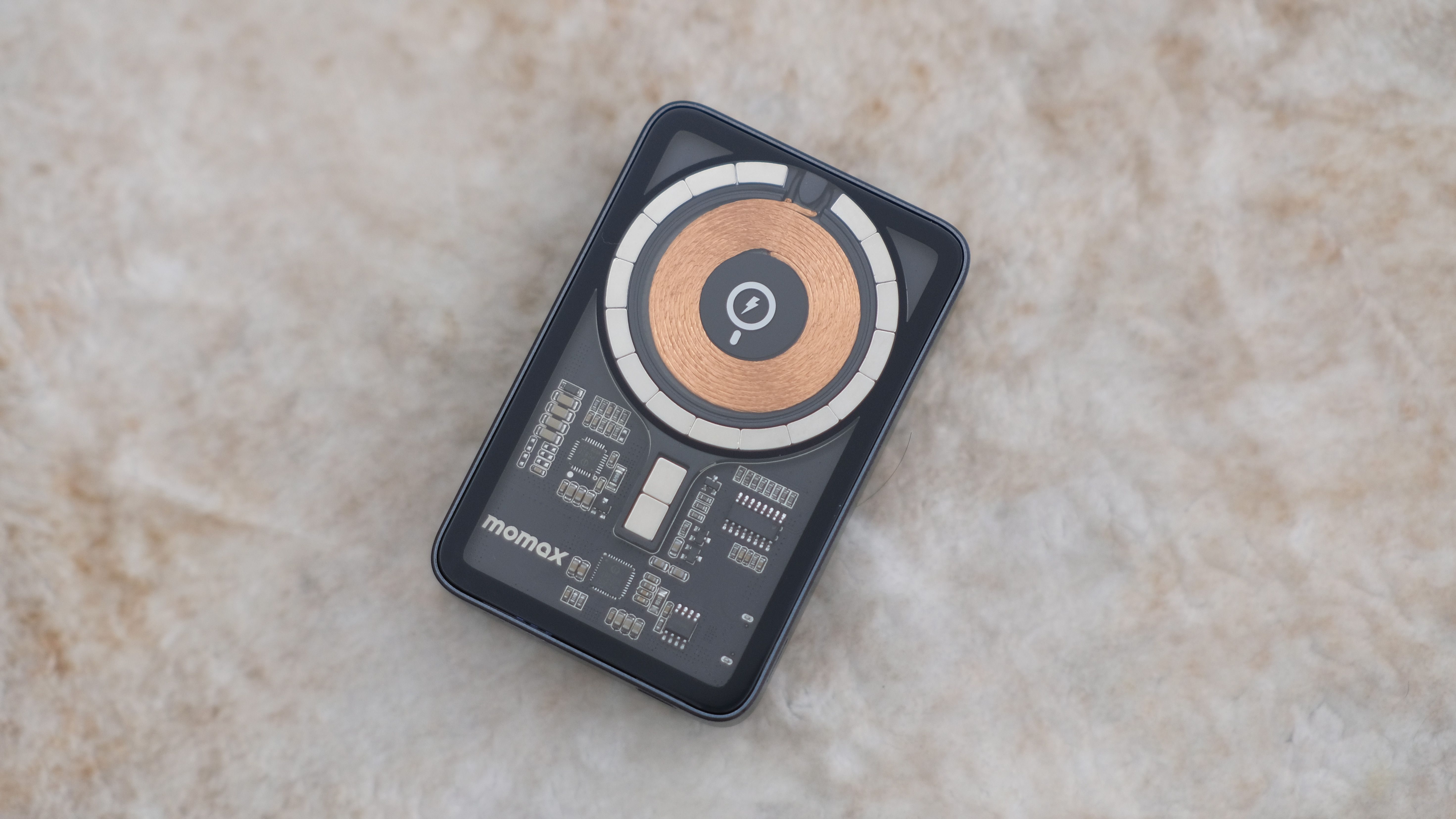 出境游必备的东西,出境游重启尚待时机