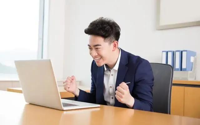 员工转正申请怎么写,转正申请请示报告的范文模板