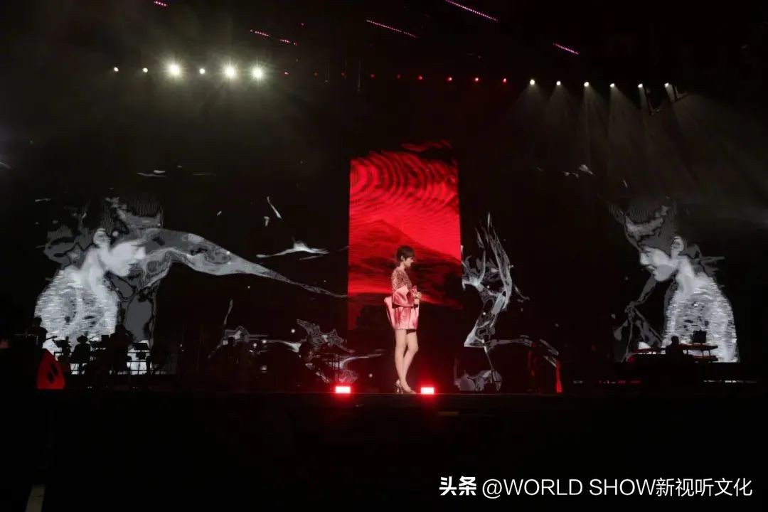 李宇春早春出席活动,李宇春时尚之力盛会