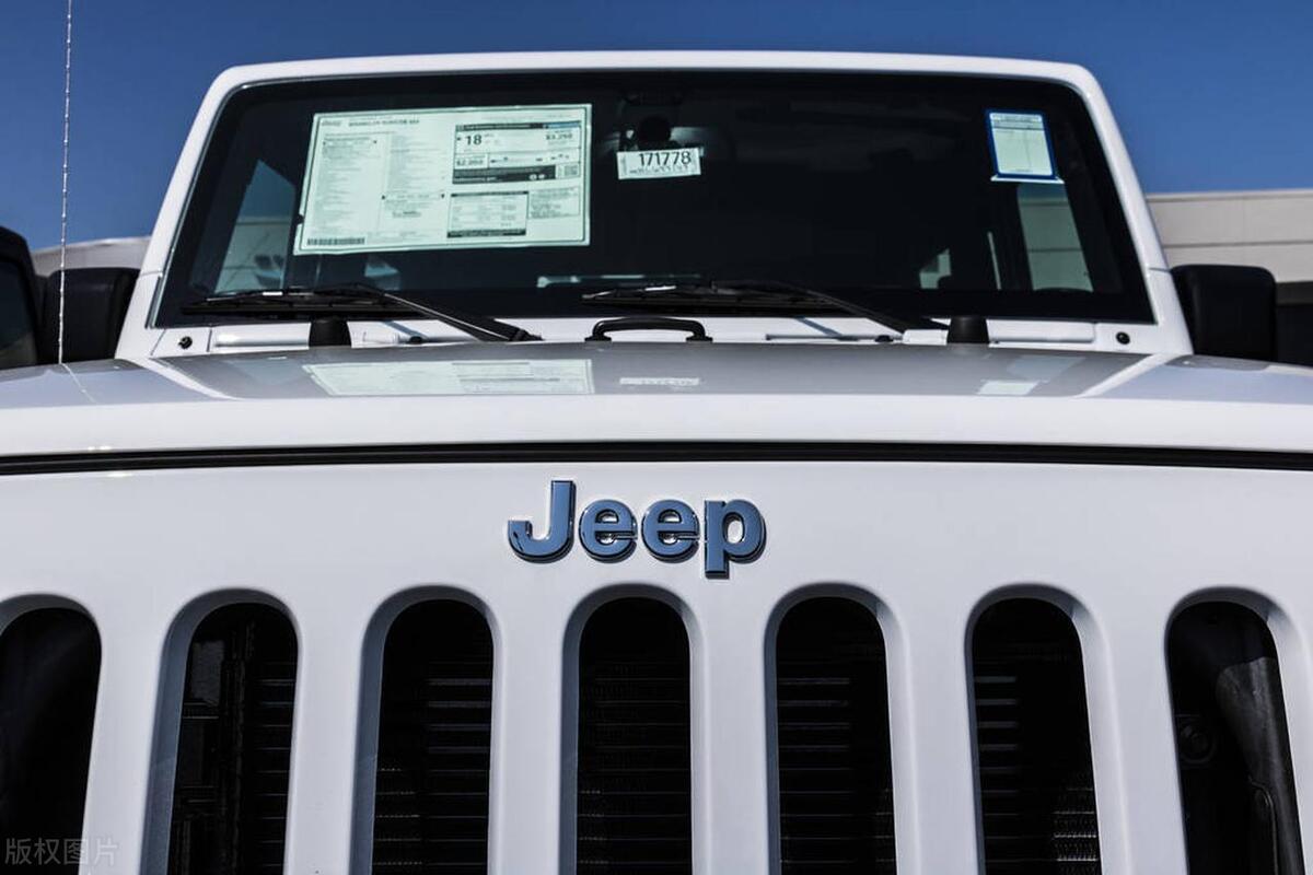 jeep最新3.0t发动机,jeep自由光2.0自吸发动机是谁的