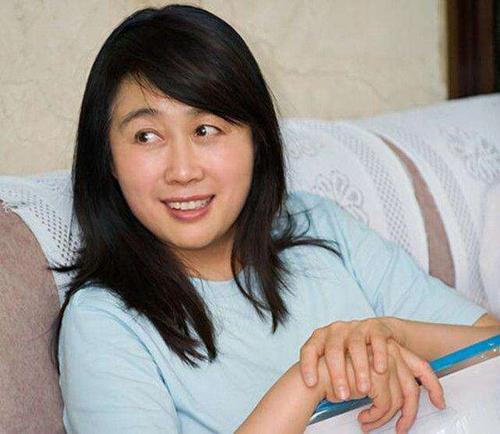 曲苑杂坛主持人汪文华出生年月日,曲苑杂坛主持人汪文华年代秀