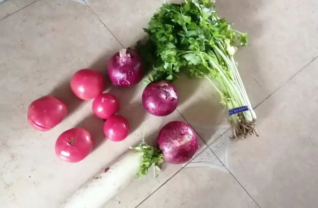 上海封控一个月开支统计：我真的不要吃莴笋了