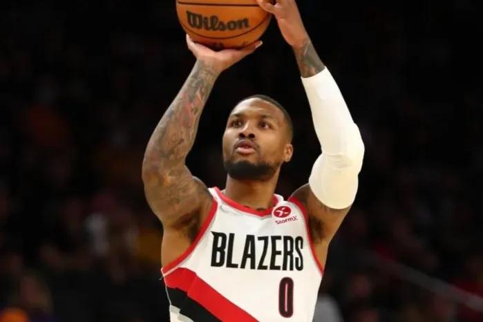 美媒评新赛季10大控卫库里第一,美媒统计20-21赛季各位置平均年薪