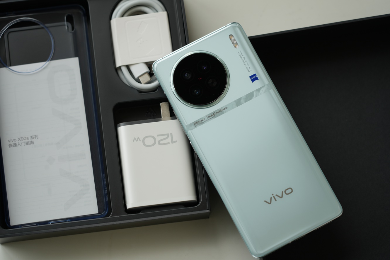 vivoy53s天玑900评测,vivox90s手机评测