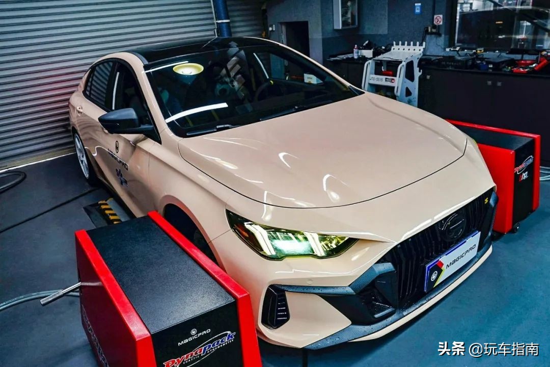 传祺影豹j152021跟2023款有什么区别,传祺影豹r1.5tr-style赛道版落地价