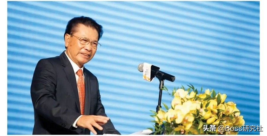 中国十大富豪马云马化腾,2022全球亿万富豪榜马化腾