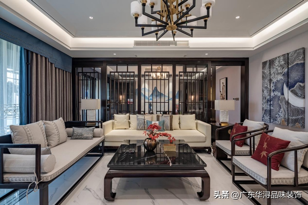 新中式山水画玄关装修效果图,新中式屏风山水画背景墙