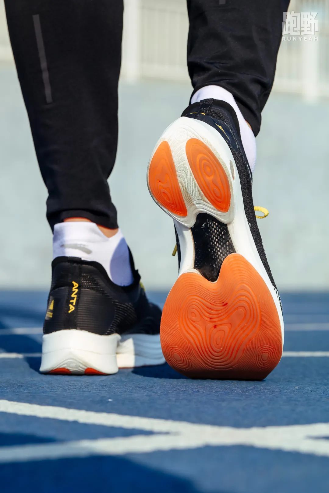 厦马限量版跑鞋,竞速跑鞋顶级