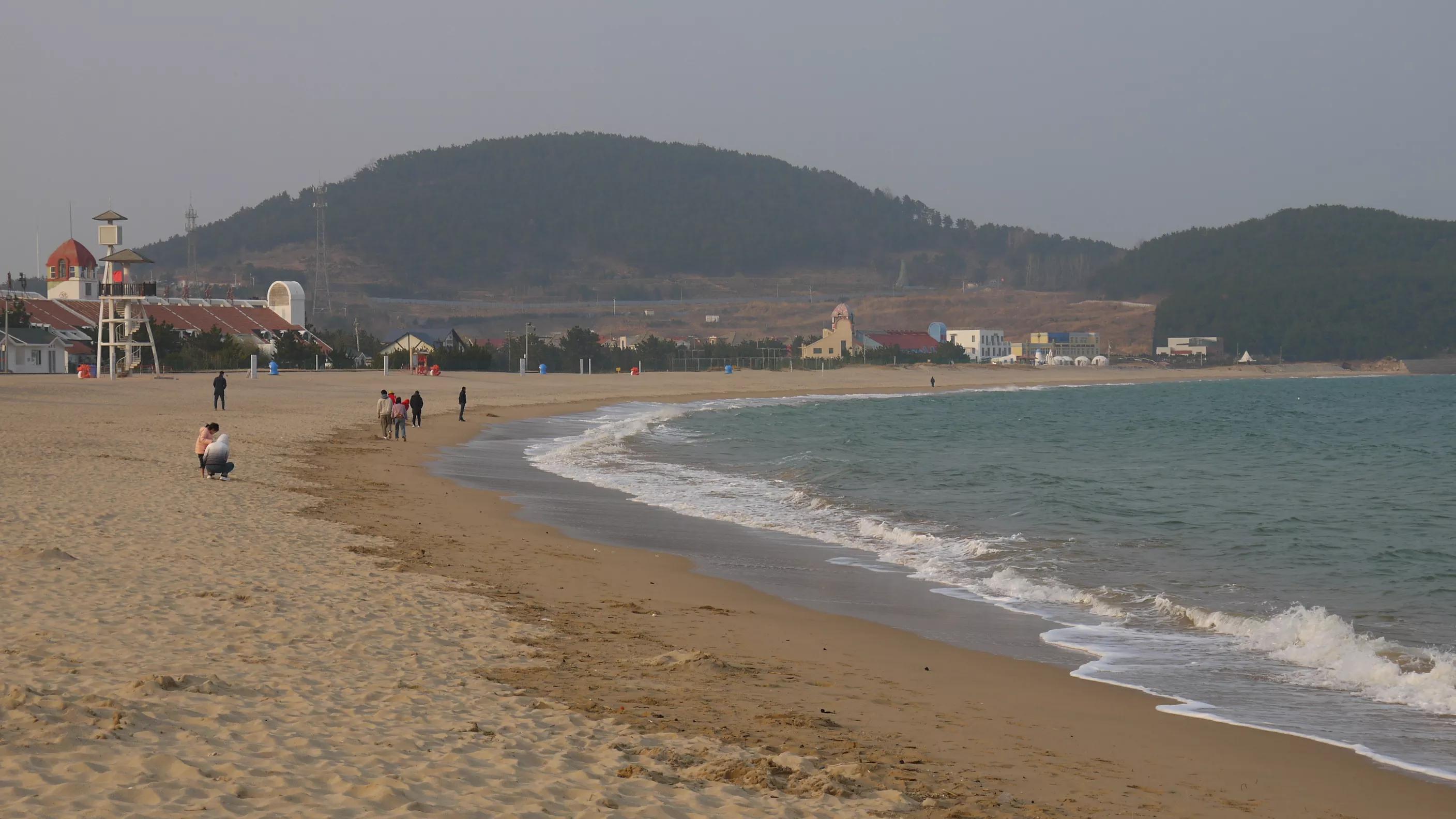 青岛崂山仰口沙滩相关风景视频,崂山怎么去仰口沙滩