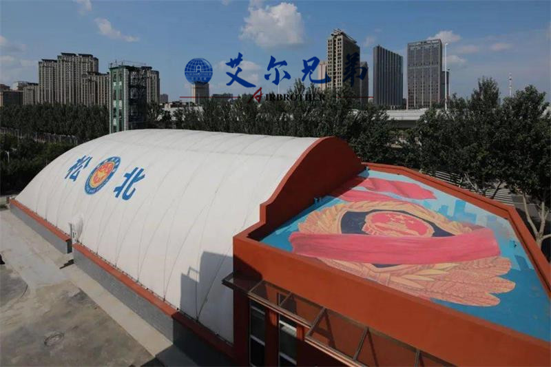 顶棚可移动式球场,充气足球场造价