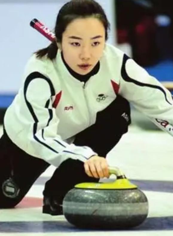 韩国女子冰壶成员成为中国媳妇,韩国冰壶队长为爱远赴上海执教