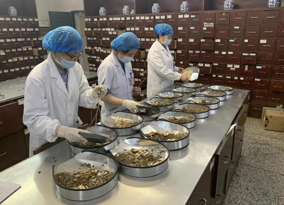 走近中医在线阅读,中医治甲状腺功能减退