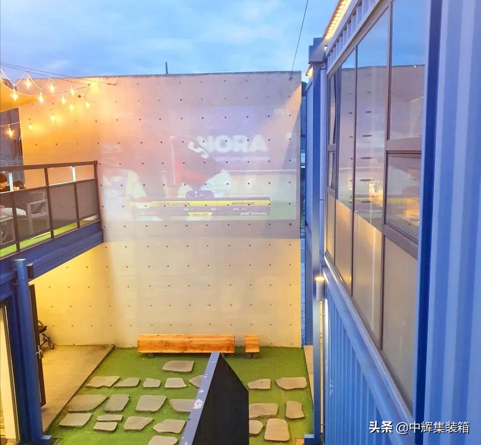 用集装箱打造的多功能咖啡馆设计,集装箱改造简约轻奢风咖啡厅