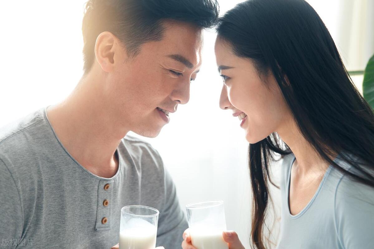 清晨*生活性**有什么好处？医生：这6个好处，别害羞，多了解没坏处