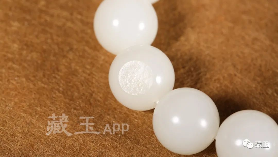 500能买什么样的和田玉手串,300元的和田玉手串是真的吗