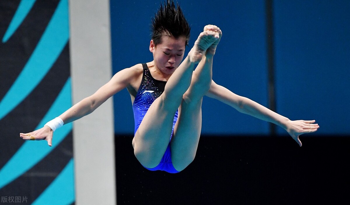 陈若琳13年国际泳联双人夺冠视频,全红婵陈若琳世锦赛同框