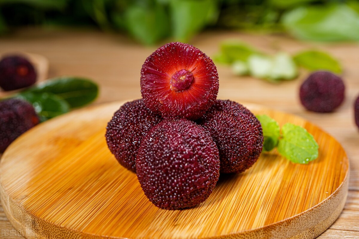 夏季，这5种水果建议多吃，清润润肠防暑热，神清气爽度夏天