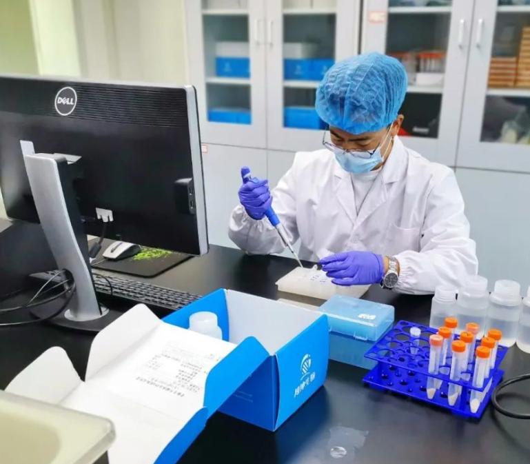 经手3万起案例的DNA鉴定师戴维，揭开内幕：有怀疑对象和狗有染的