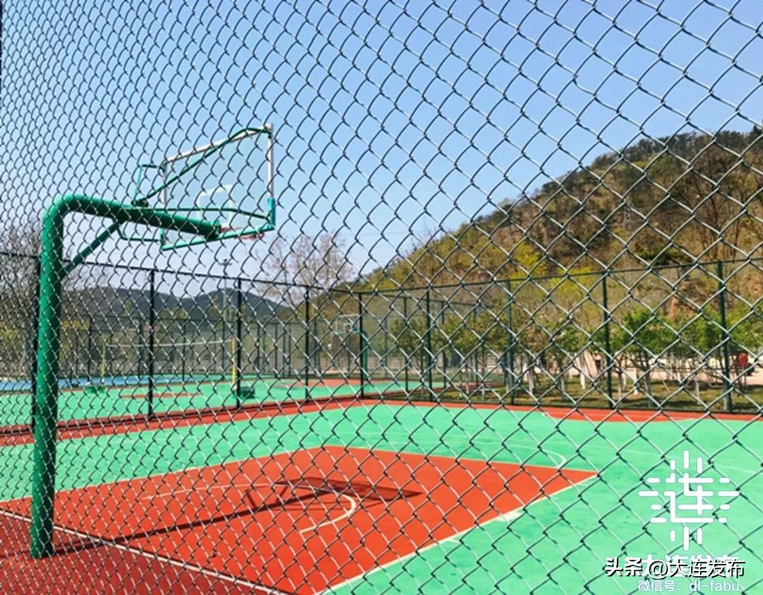 家门口室内新运动馆,家里的运动场地