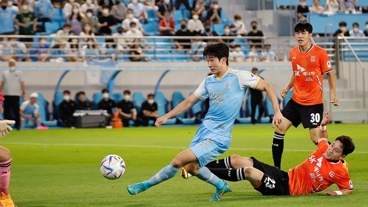 2月12日竞彩足球赛事分析,8月28日竞彩足球比赛分析