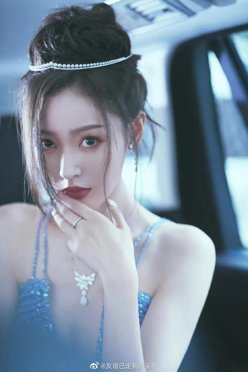 微博电影之夜，王一博朱一龙刘亦菲一骑绝尘张张好看