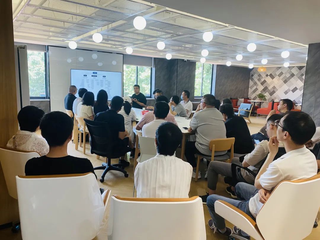 60分钟听完了5年经验的西安社群创业者详细讲盈利模式