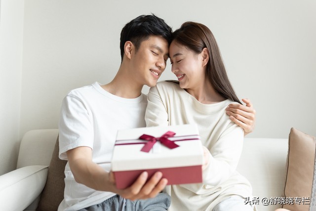 一场愉悦的相亲方式，饭搭子的暧昧